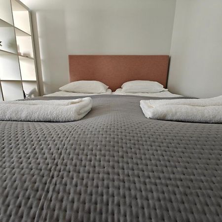 3-Room Apartment In Oulu Center, Parking Ngoại thất bức ảnh